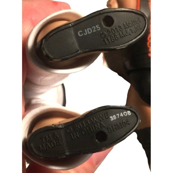 Wrestler Action Figures 2013 And 2011 Action Figures - Picture 5 of 6